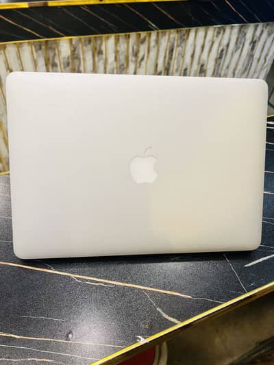 Macbook Air 2014 lush condition