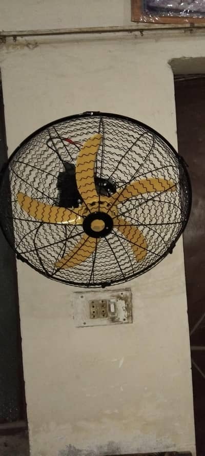 Brand New Fan Hai 12 Watt wala