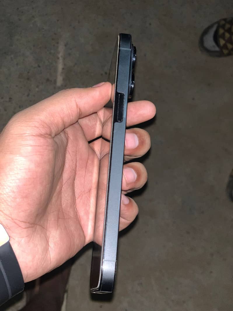 Iphone 14 Pro max 2