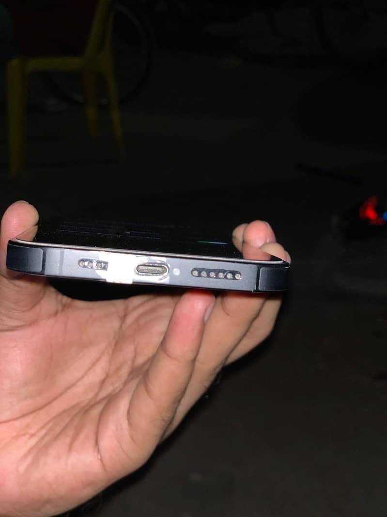 Iphone 14 Pro max 4