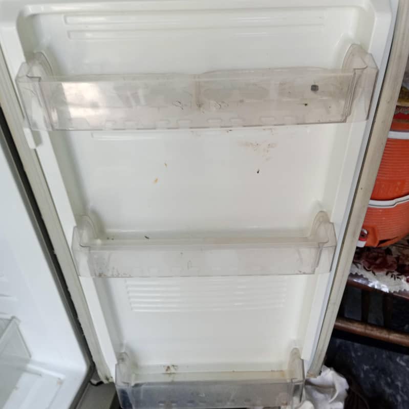 pell refrigerator 3