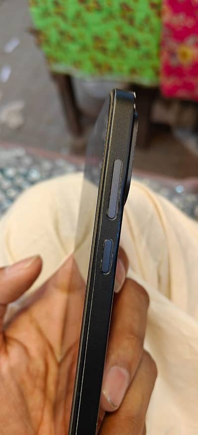 one plus 13T. 12-256 storage smooth display ok