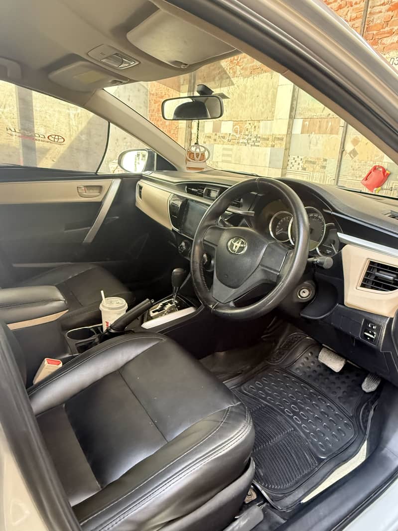 Corolla vvti 2017 Automatic 13