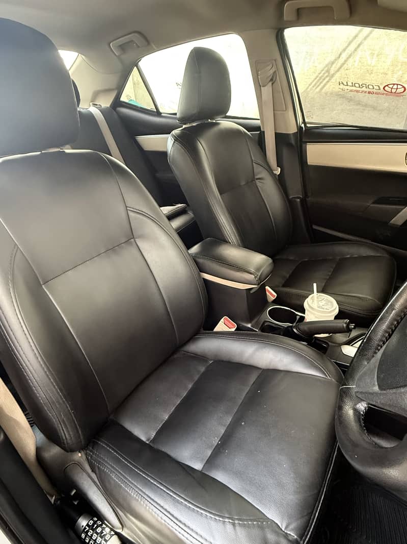 Corolla vvti 2017 Automatic 14