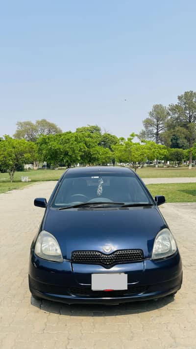 Toyota Vitz 2000/2006 model 2 Door