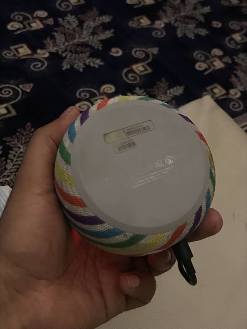 Amazon Echo Dot (3rd Gen) 1