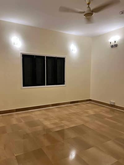 Graund Portion for Rent 3 Bedrooms Dha Phase-6