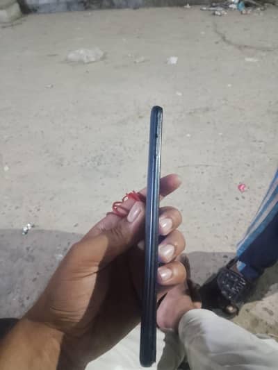 Infinix Hot 9 Play 2/32GB-PTA Approve- penal change