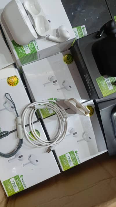 wireless earbuds
