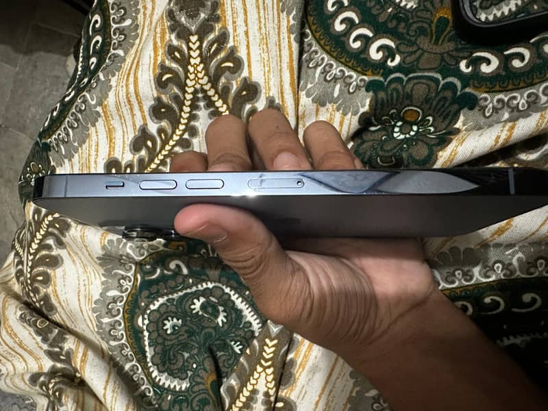 iphone 13 pro max 7