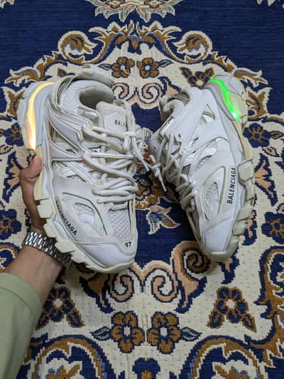 BALENCIAGA TRACK LED 