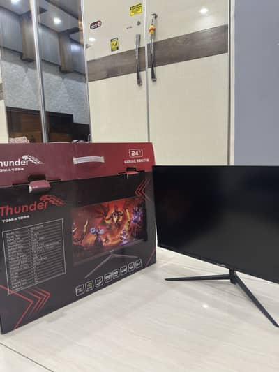 | SELLING THUNDER 165 HZ GAMING MONITOR |