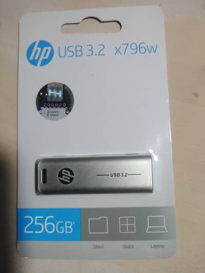 FLASH DRIVE USB 3.2 X796W