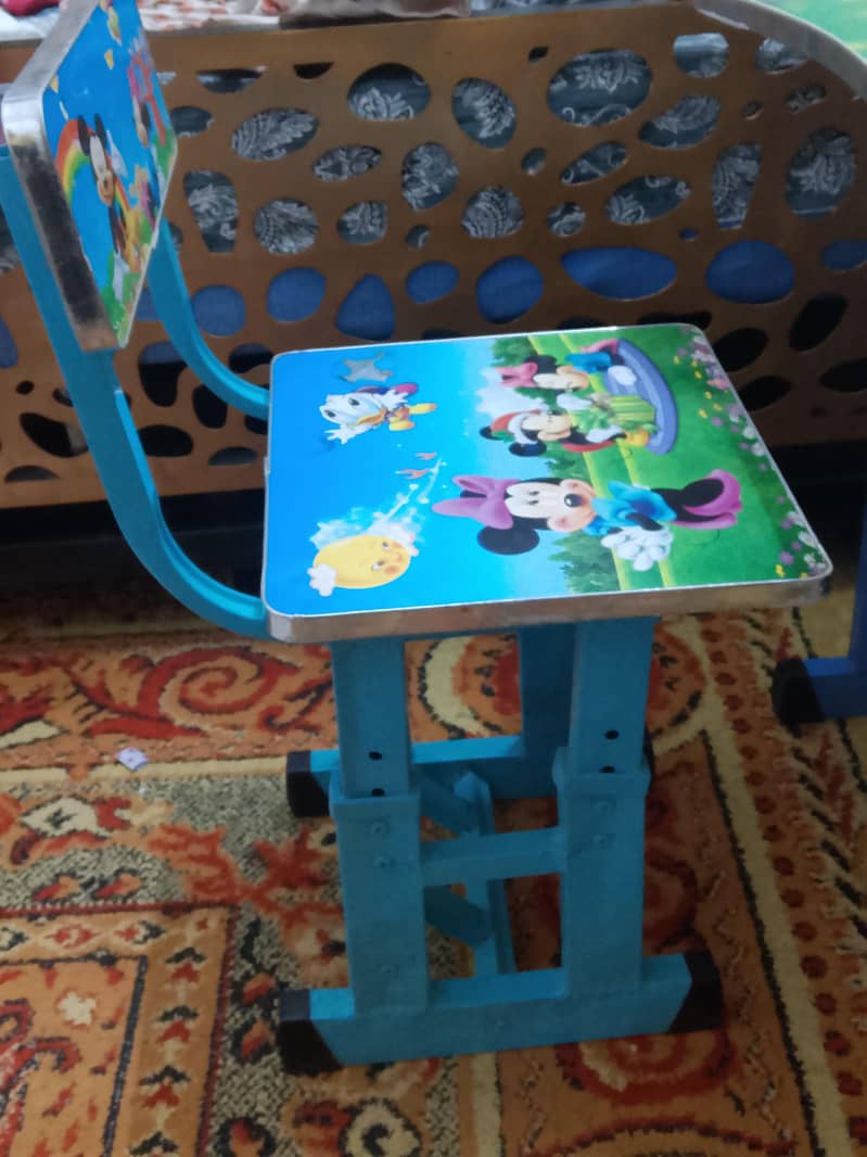 study table with chair 1