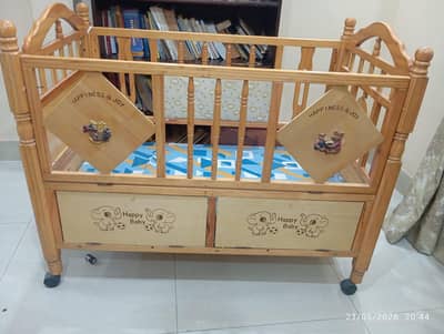 baby cot