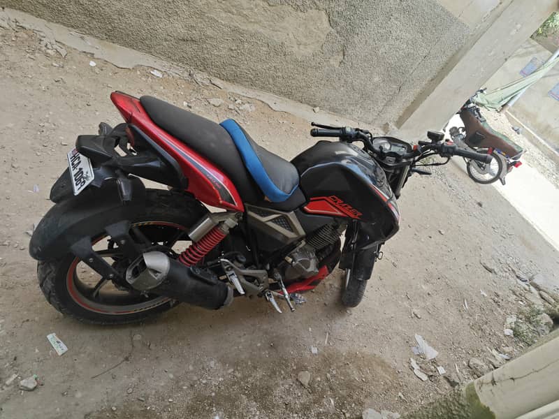 unique crazer 150 1