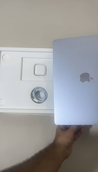 Apple MacBook Air M5 15.3"| 16GB RAM | 512GB SSD | Fresh Canada Import