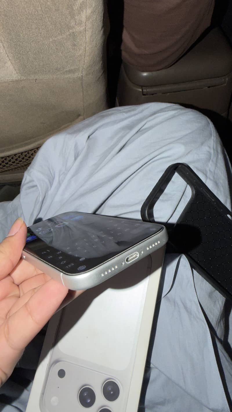 Iphone 17 pro jv 4