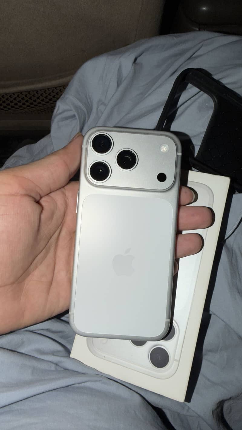 Iphone 17 pro jv 5