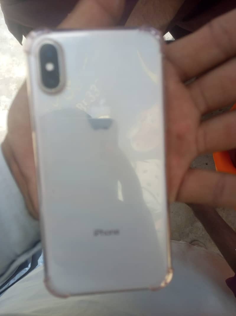 Apple iPhone X 1