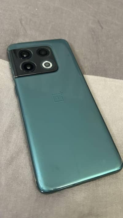 One Plus 10 Pro 12Gb/256Gb