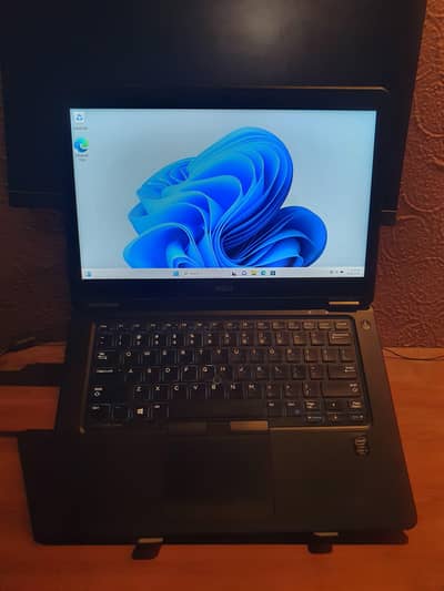 Dell Latitude E7450 (Excellent Condition)