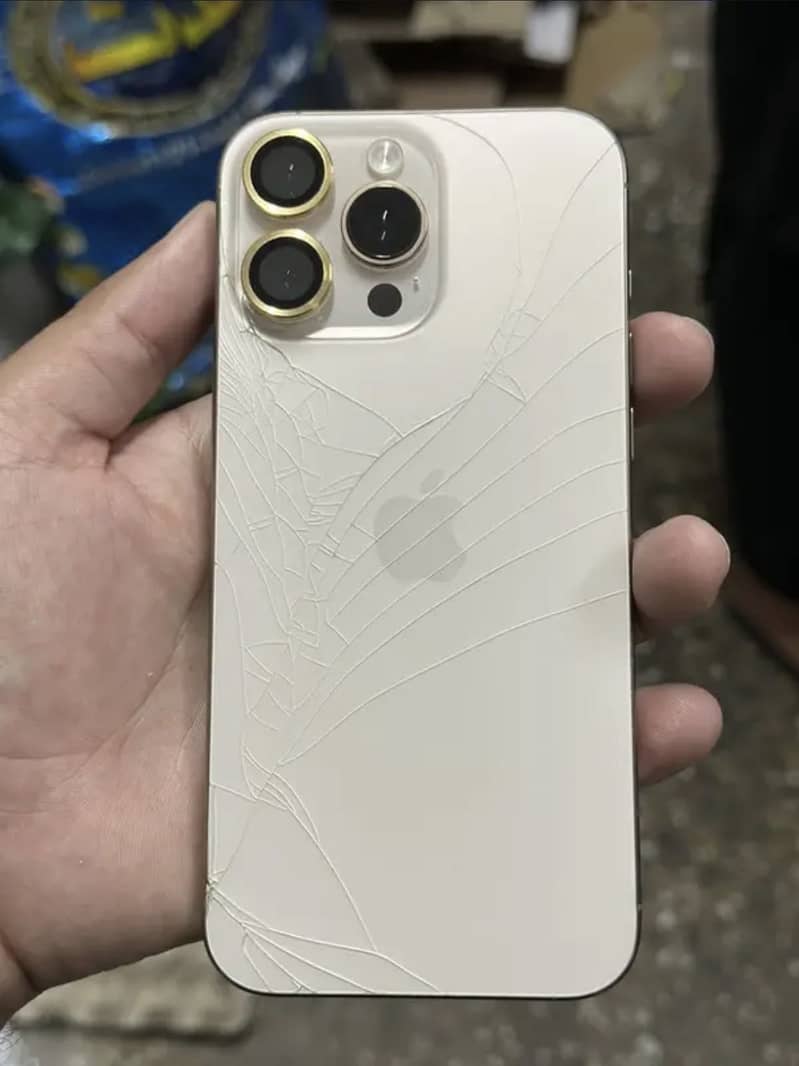 IPhone 16 Pro Max 0