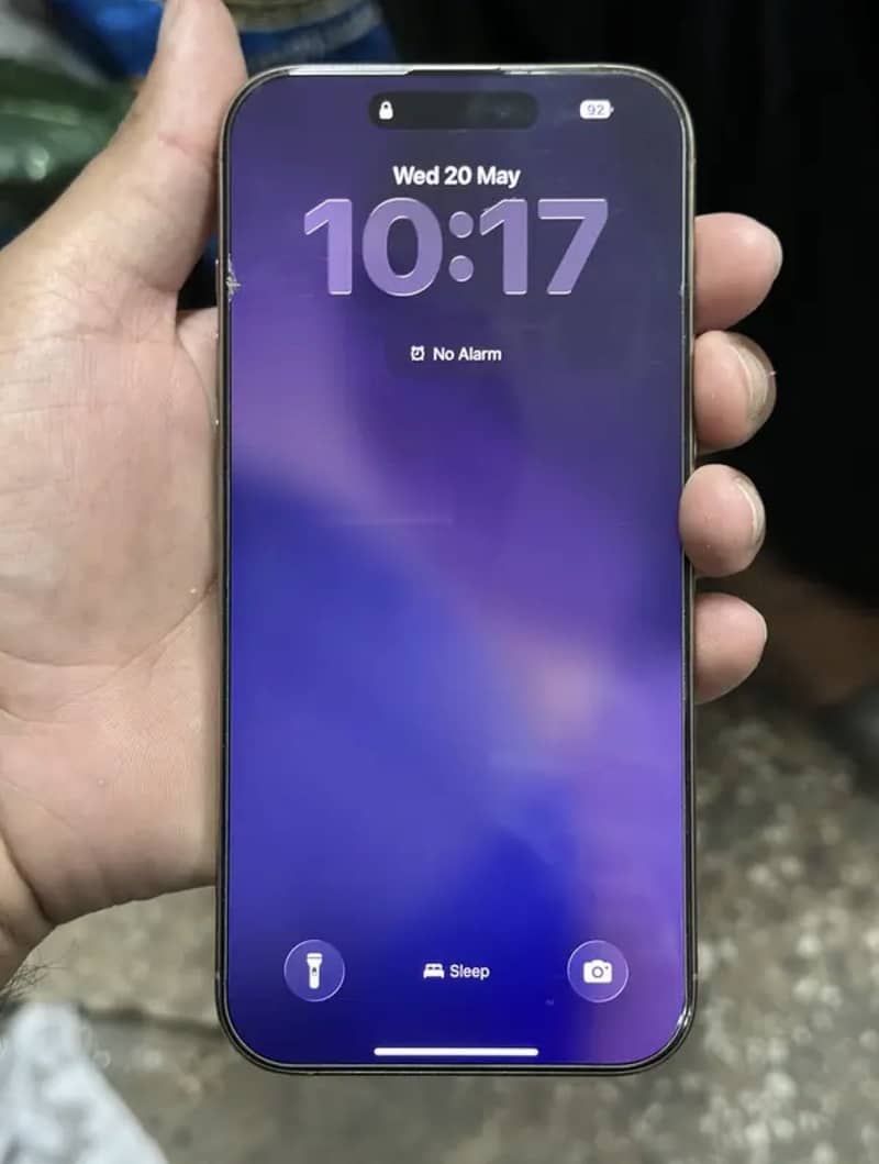 IPhone 16 Pro Max 2