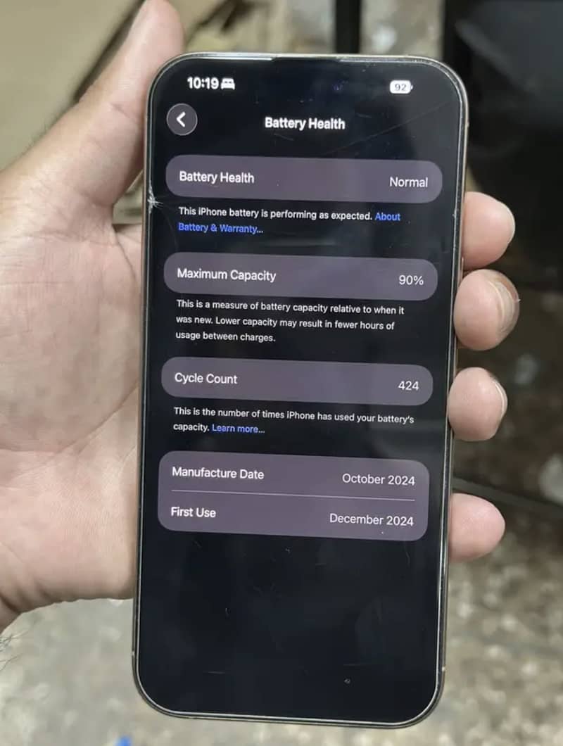 IPhone 16 Pro Max 3