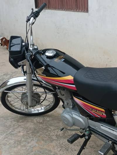 black color 125 Honda