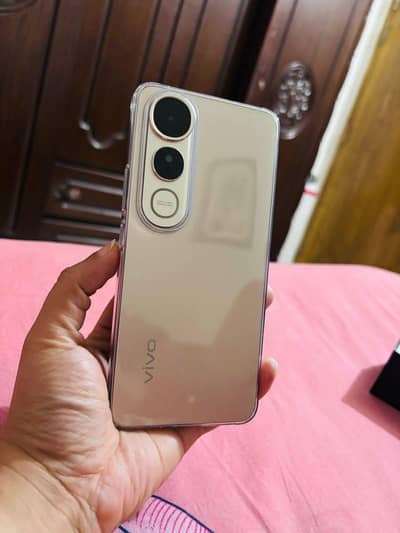 vivo v 50 lite GOLD