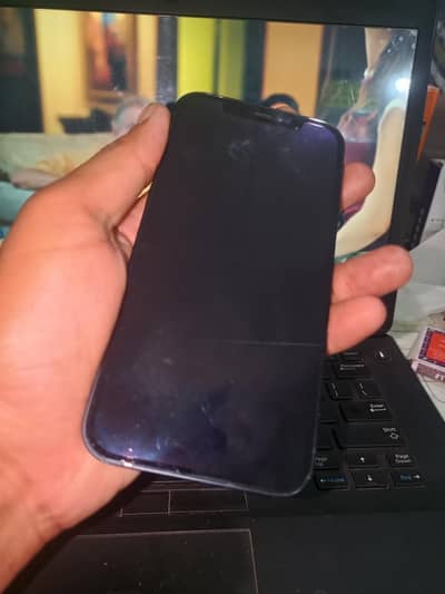iphone 12 icloud locked hai