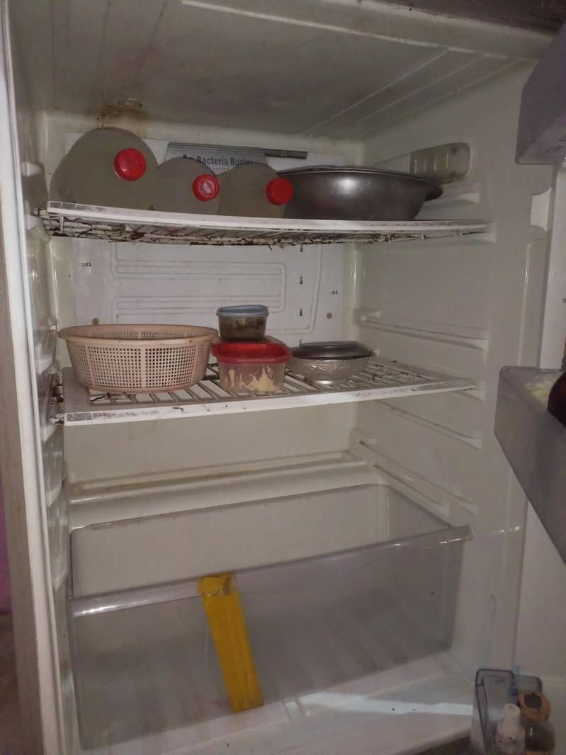 refrigerator 3