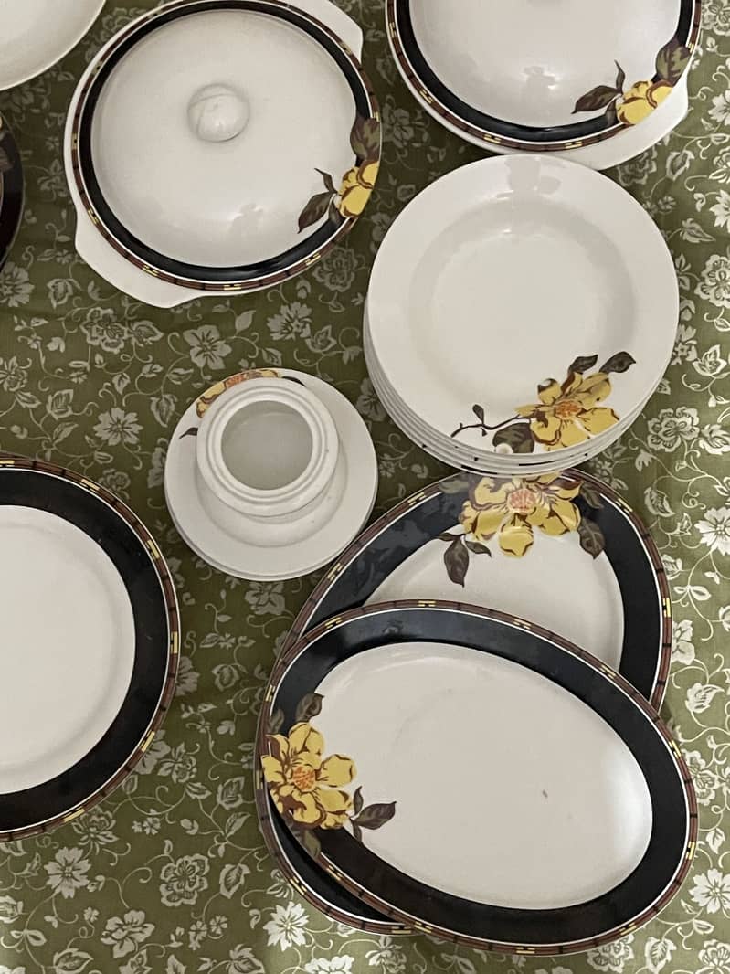 Dinner Sets 6