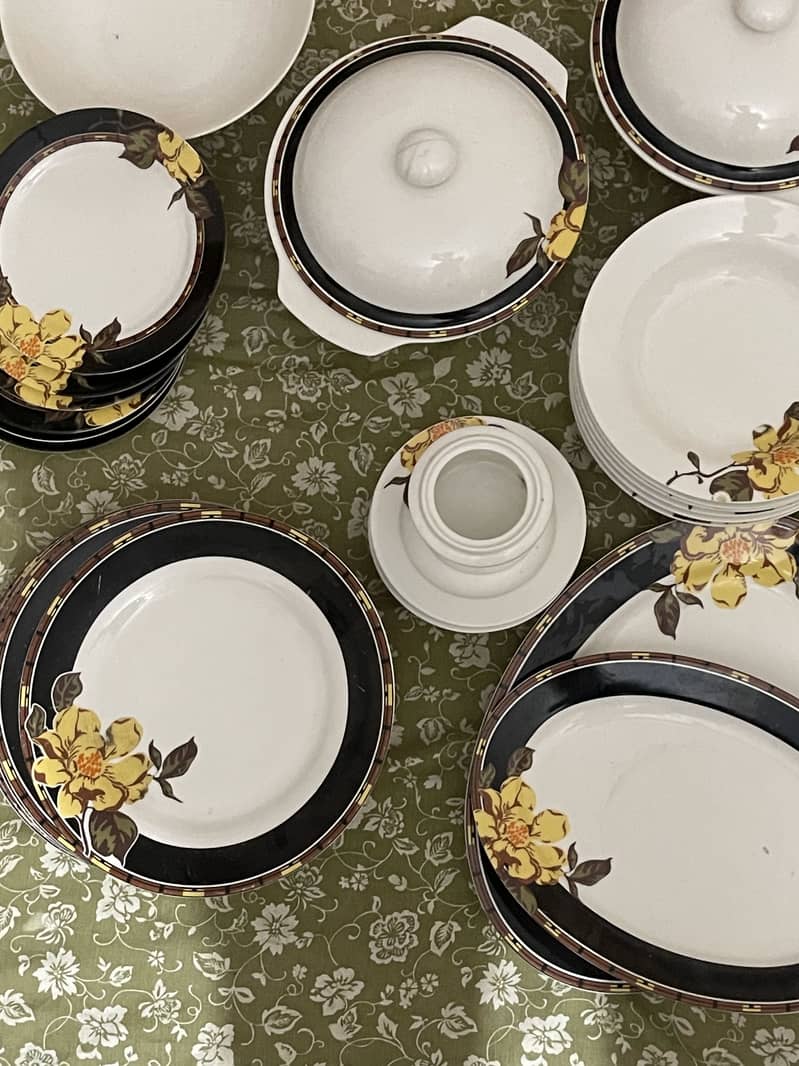 Dinner Sets 7
