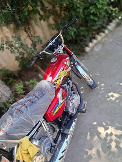 125 model 2025 open chet