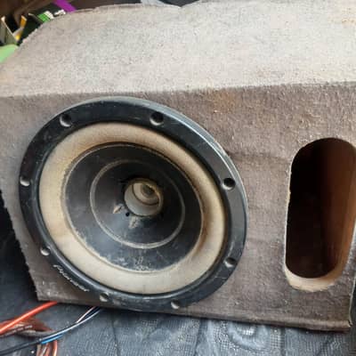 10 inch pioneer woofer with amplifier