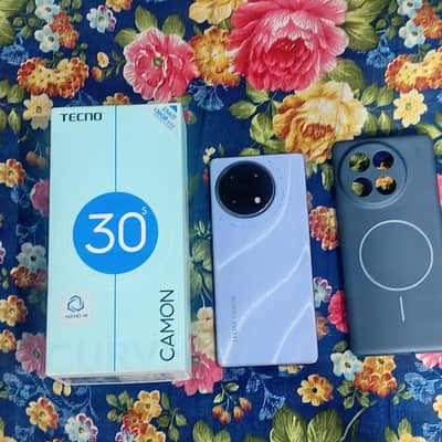 Tecno camon 30s with box for sale