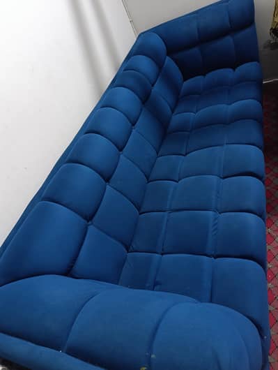 7 seater sofa set with curtains slightly used