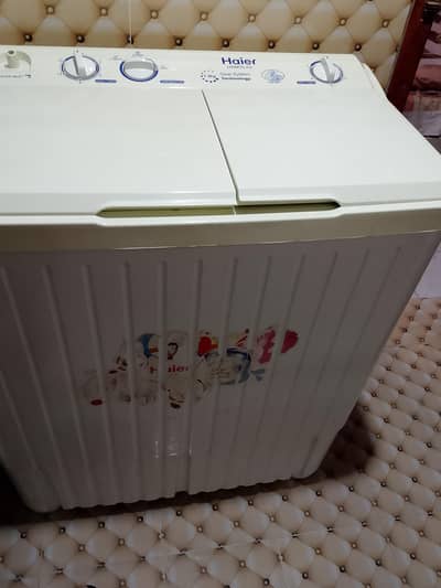 Haier Washing machine with dryer