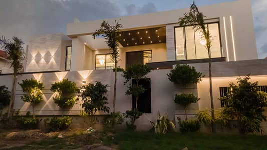 2 Kanal Modern Luxury House near Mosque and park