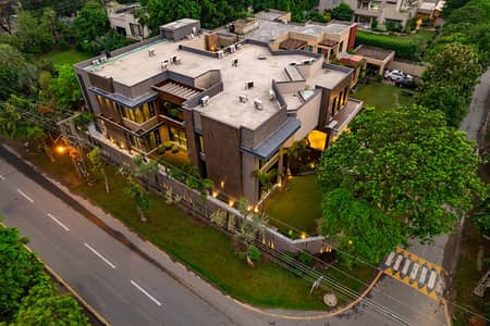 2 Kanal Modern Luxury House near Mosque and park