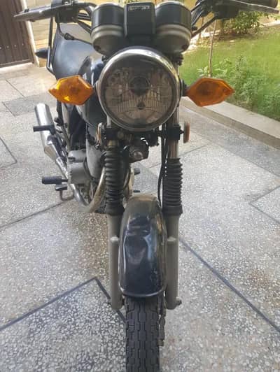 Suzuki GS 150