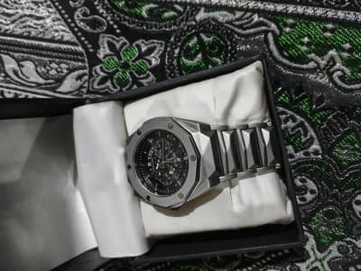 men watch