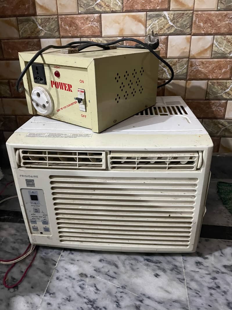 window ac 2