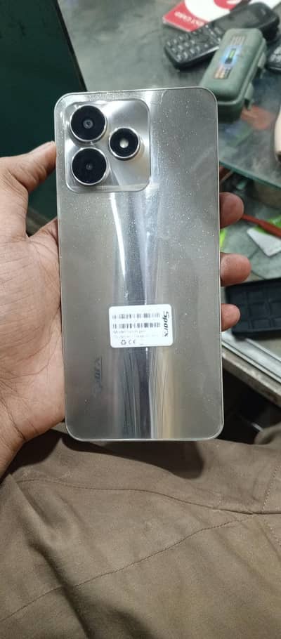 Condition 10/10 Almost new  Lene wale rabta kre