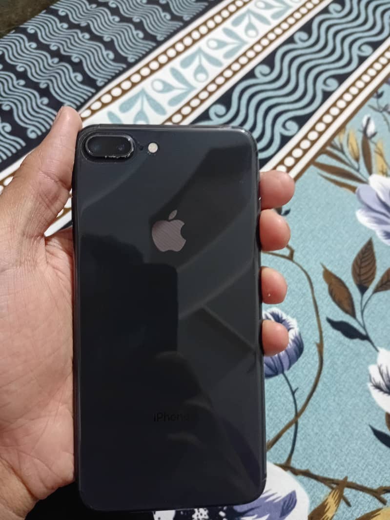 Iphone 8 plus 1