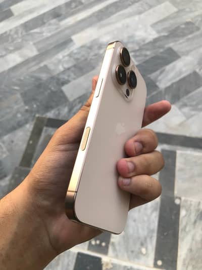 IPHONE 16 pro(jv)