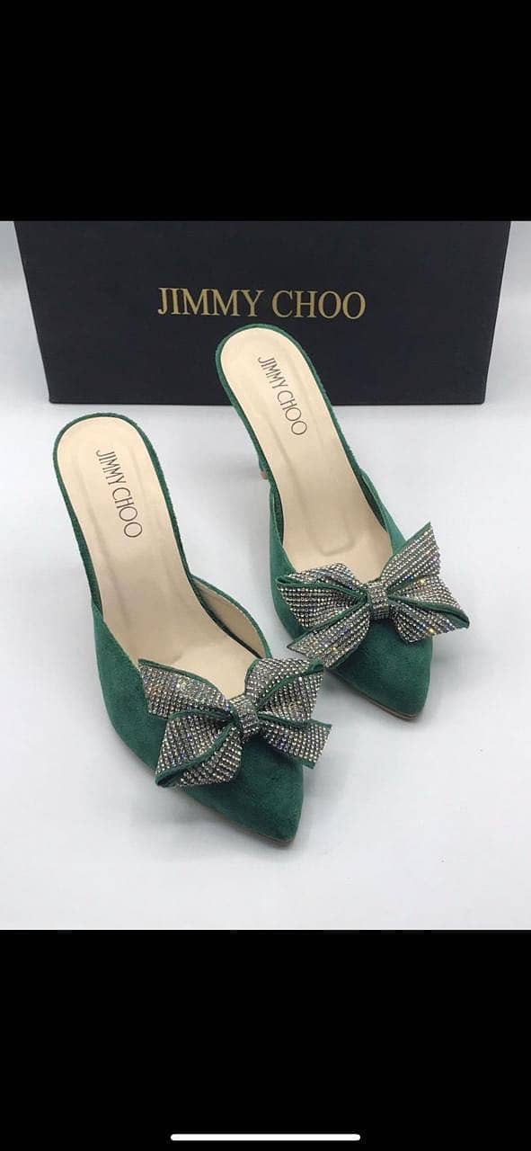 Bow heels 0