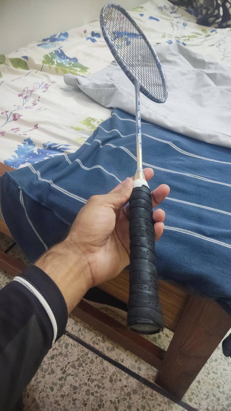 Mizuno Racket 1